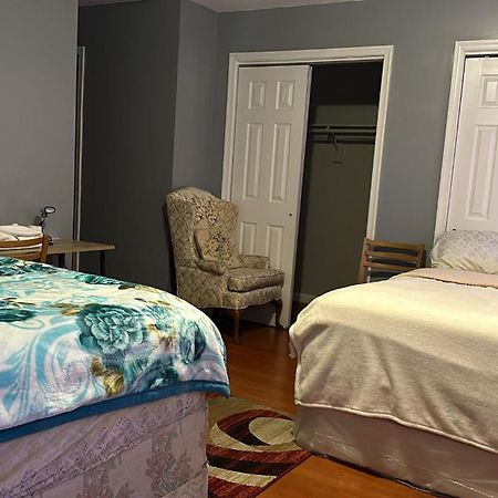 Divine Villa Guest House 65 Sherman 6Mins To Airport And 4Mins To Penn Station Newark Exteriör bild