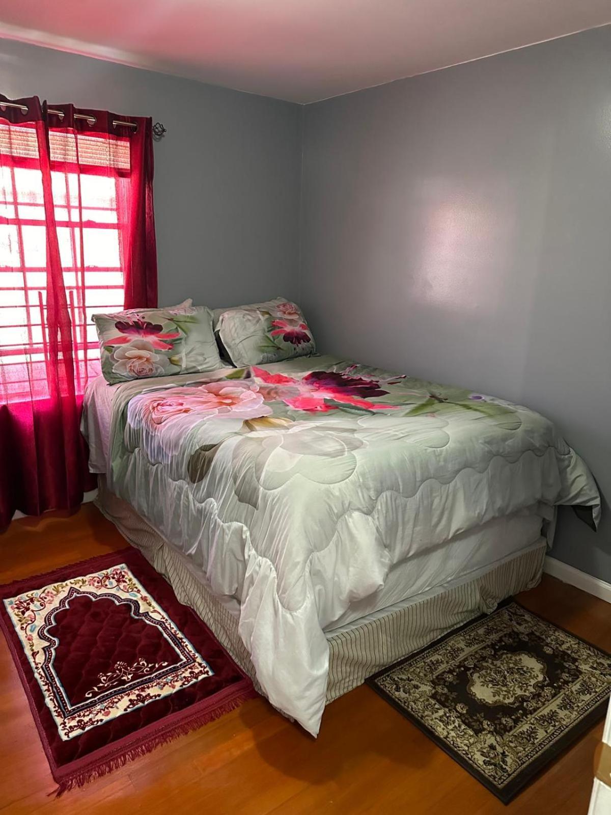 Divine Villa Guest House 65 Sherman 6Mins To Airport And 4Mins To Penn Station Newark Exteriör bild